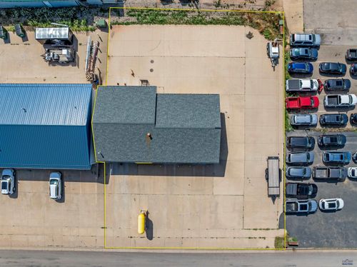 329 Heritage Dr, Spearfish, SD, 57783-9104 | Card Image