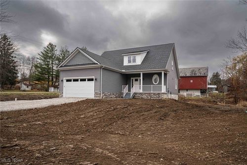 2938 S Hametown Rd, Norton, OH, 44203-5006 | Card Image