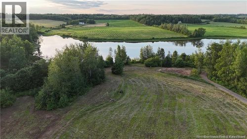 18 Aleesha Crt, Bass River, NB, E4T | Card Image