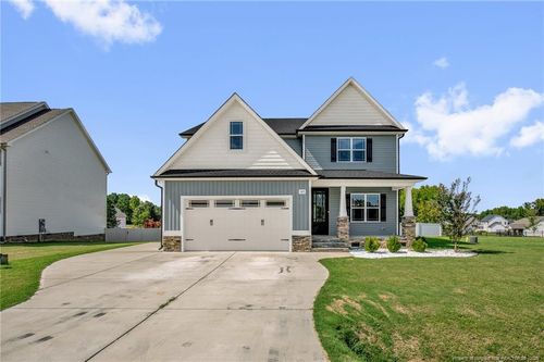 105 Hampshire Ct, Four Oaks, NC, 27524-6101 | Card Image