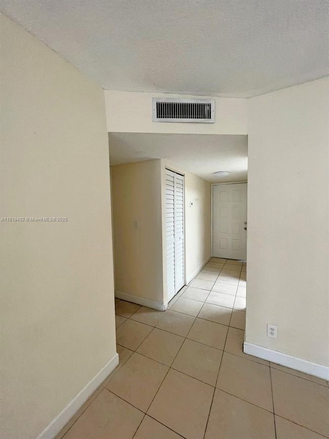 APT-308 - 8740 N Sherman Cir, Condo with 2 bedrooms, 2 bathrooms and null parking in Miramar FL | Image 12