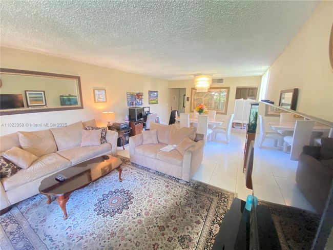 APT-212 - 3801 Environ Blvd, Condo with 3 bedrooms, 2 bathrooms and null parking in Lauderhill FL | Image 6