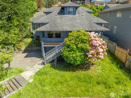 402 1st Ave, Aberdeen, WA, 98520-1805 | Card Image