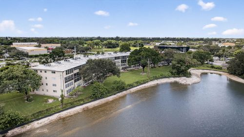 413 Southampton A, West Palm Beach, FL, 33417-7803 | Card Image