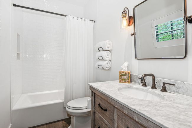 225 Old Farm Rd, House other with 5 bedrooms, 6 bathrooms and 3 parking in Northfield IL | Image 25