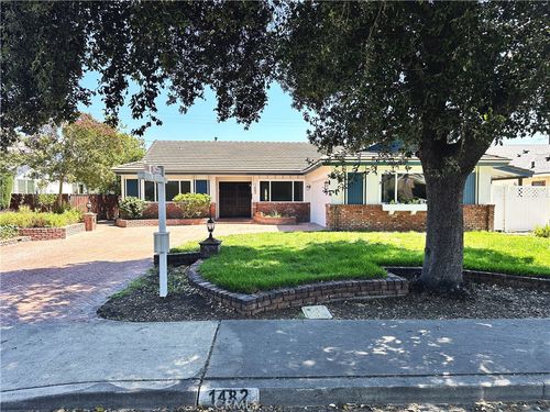 1482 Elmcroft Ave, Pomona, CA, 91767-4441 | Card Image