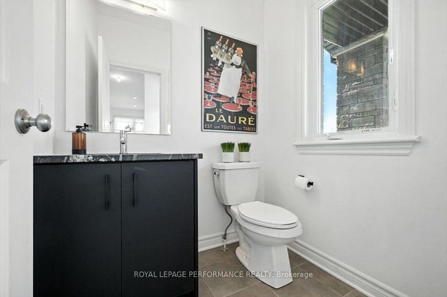 665 Cordelette Cir, House attached with 3 bedrooms, 3 bathrooms and 4 parking in Orleans ON | Image 18