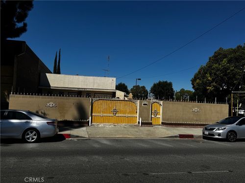 8121 Rosecrans Ave, Paramount, CA, 90723-2732 | Card Image