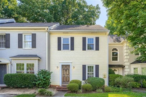 594 Harcourt Pl Se, Marietta, GA, 30067-7163 | Card Image
