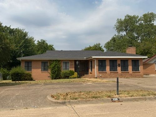 1016 Usher St, Benbrook, TX, 76126-2535 | Card Image
