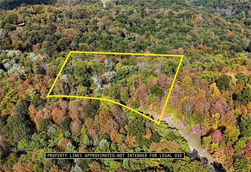 1240 Shay Ridge Rd, New Matamoras, OH, 45767-6236 | Card Image