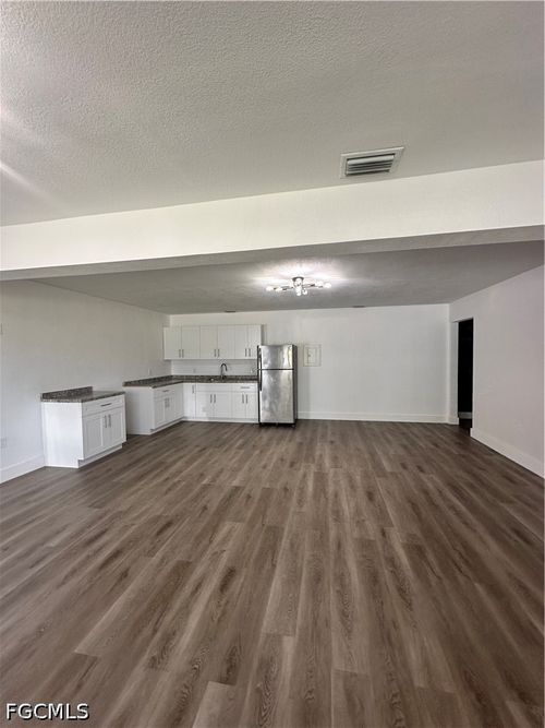 1675 Temple Ter, NORTH FORT MYERS, FL, 33917-3949 | Card Image