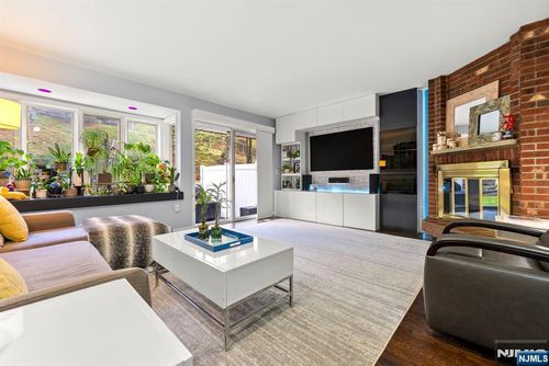 149 Marion Dr, West Orange, NJ, 07052-3301 | Card Image