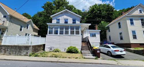 42 Warsaw Ave, Mechanicville, NY, 12118-1129 | Card Image