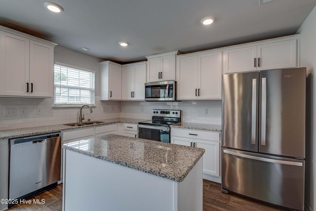 411 Isabelle St, House other with 3 bedrooms, 3 bathrooms and 2 parking in New Bern NC | Image 10