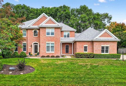 478 Hawthorne Street, NEENAH, WI, 54956 | Card Image