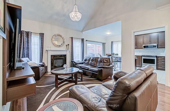 14 Alamode Rd, Condo with 3 bedrooms, 3 bathrooms and 2 parking in Brampton ON | Image 13