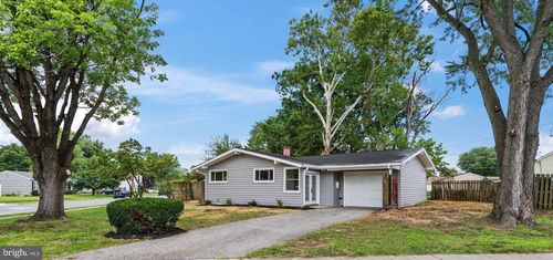 1019 Sunny Brook Dr, GLEN BURNIE, MD, 21060-7077 | Card Image