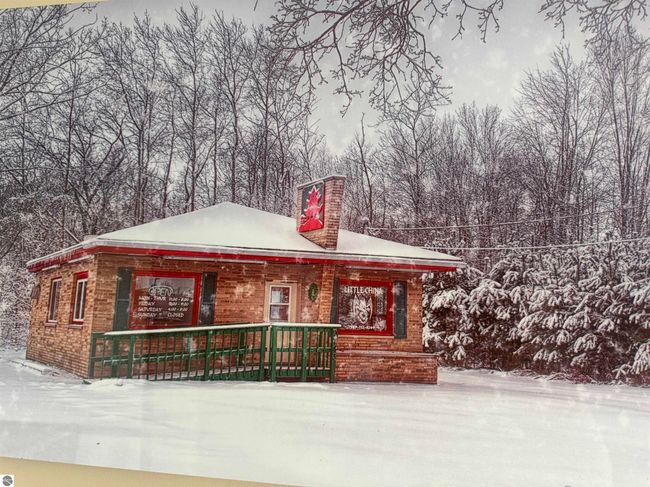 9743 N Greenville Rd, Home with 0 bedrooms, 0 bathrooms and 8 parking in Lakeview MI | Image 36