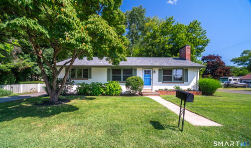 1 Gamma Ave, Old Lyme, CT, 06371-1207 | Card Image
