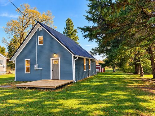 300 3rd Avenue N, Dallas, WI, 54733 | Card Image