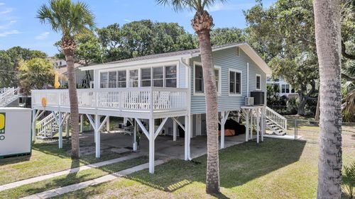 705 Palmetto Blvd, Edisto Island, SC, 29438-3214 | Card Image