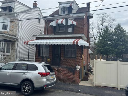 405 N Delaware Ave, MINERSVILLE, PA, 17954-1705 | Card Image
