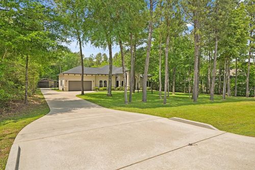 11058 Crawford Cir, Montgomery, TX, 77316-1104 | Card Image