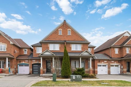 9 Aubergine St, Richmond Hill, ON, L4E5A8 | Card Image