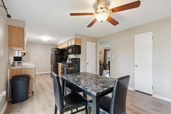 Kitchen/Dining Area | Image 8