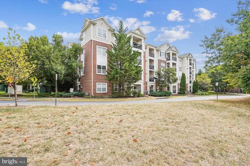 apt-222-12953 Centre Park Cir, HERNDON, VA, 20171-5989 | Card Image