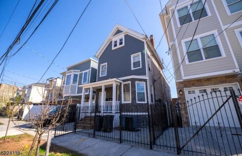 Residential Lease in Newark City 3
