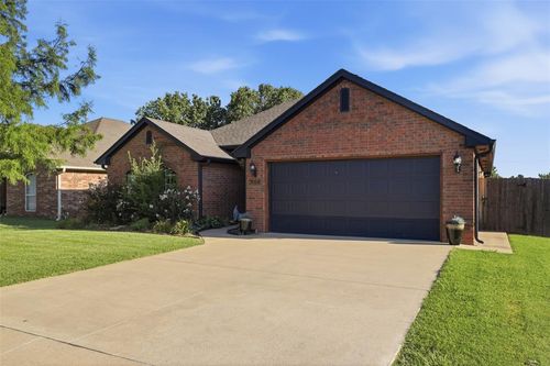 5104 W 5th Ave, Stillwater, OK, 74074-2829 | Card Image