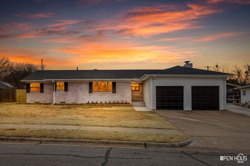 1611 Singleton Ave, Wichita Falls, TX, 76302-4009 | Card Image