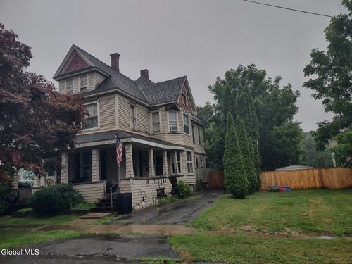 106 Dove St, Johnstown, NY, 12095-1825 | Card Image