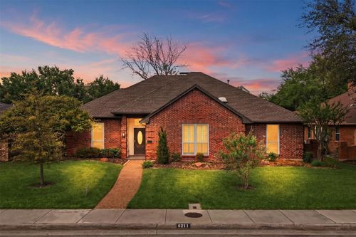 6211 Crested Butte Dr, Dallas, TX, 75252-5765 | Card Image