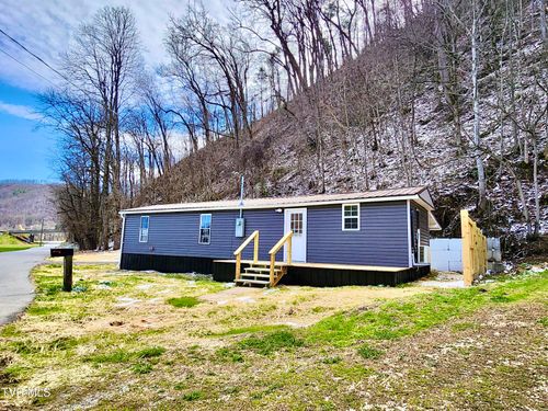 205 Polly Erwin Rd, Erwin, TN, 37650-3640 | Card Image