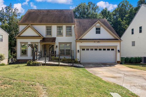 105 Lyman Oak Ct, Fort Mill, SC, 29715-9499 | Card Image