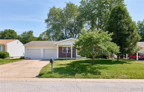 3248 Janton Ln, Saint Charles, MO, 63301-0324 | Card Image
