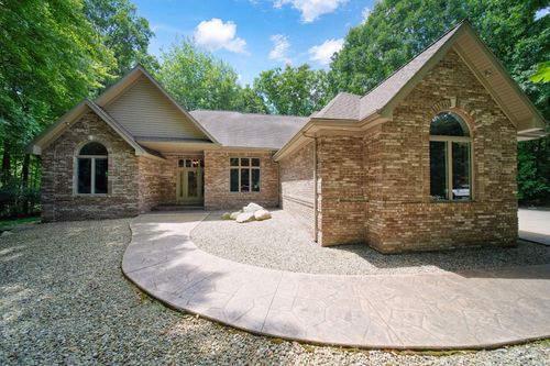 2500 Reynolds Rd, Jackson, MI, 49201-9376 | Card Image