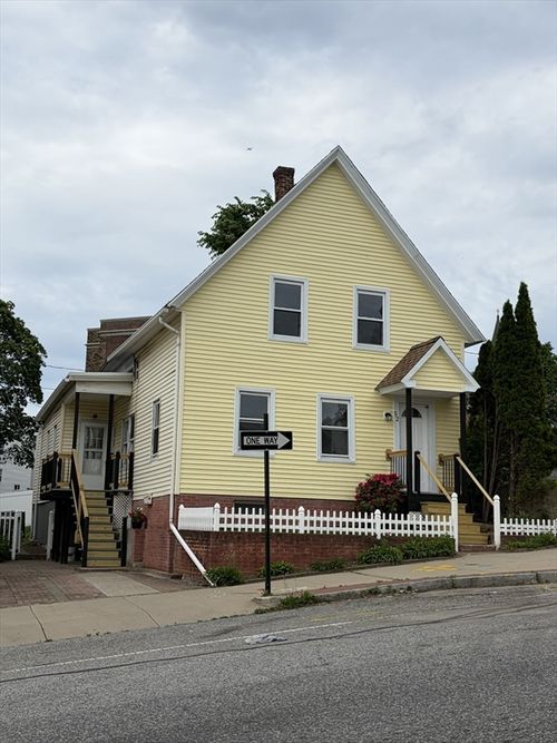 52 Harrison St, Worcester, MA, 01604-4335 | Card Image