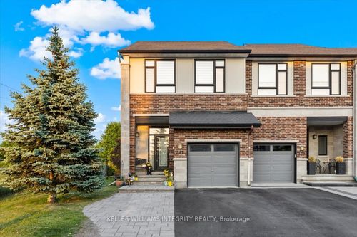 381 Cooks Mill Cres, Gloucester, ON, K1V2N2 | Card Image