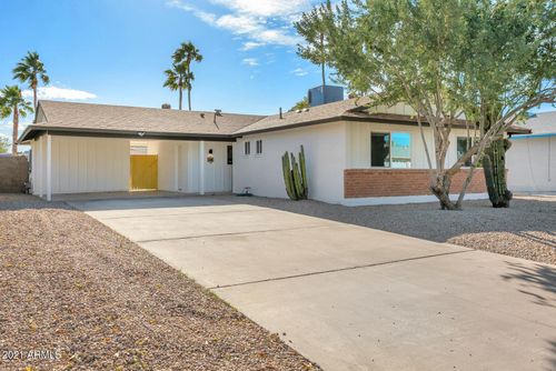 2333 E Paradise Drive, Phoenix, AZ, 85028 | Card Image