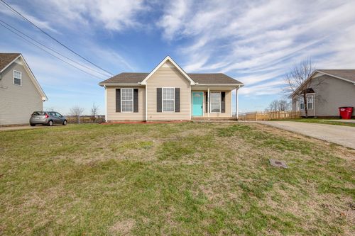 277 Cranklen Cir, Clarksville, TN, 37042-4645 | Card Image