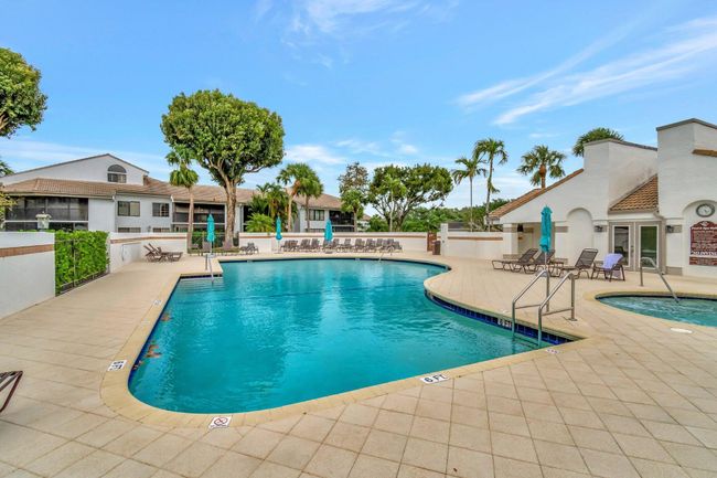 APT-1005 - 7509 Glendevon Ln, Condo with 2 bedrooms, 2 bathrooms and null parking in Delray Beach FL | Image 39