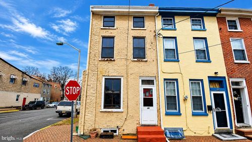 46 E Union St, BURLINGTON, NJ, 08016-1509 | Card Image