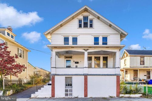 9 3rd Ave, BRUNSWICK, MD, 21716-1602 | Card Image