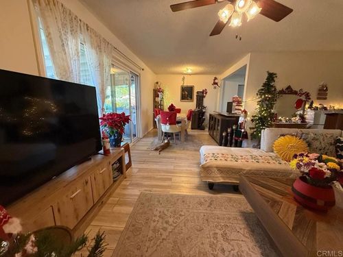 14574 Kennebunk St, Poway, CA, 92064-5923 | Card Image