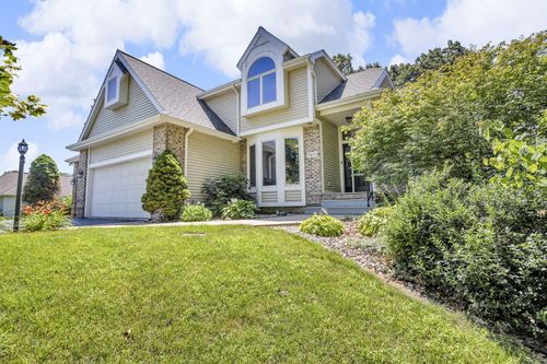 7473 Hunters Ridge Drive, Napoleon Township, MI, 49201 | Card Image