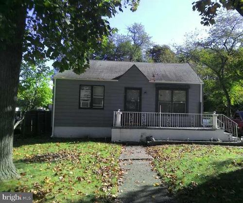 255 Elizabeth Ave, PAULSBORO, NJ, 08066-1616 | Card Image